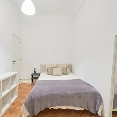 Guest house Stylish In Center Lisbon